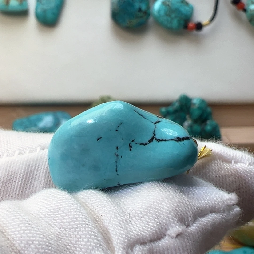 绿松石未镶嵌挂件