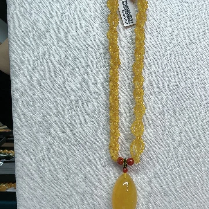 琥珀颈饰未镶嵌琥珀项链