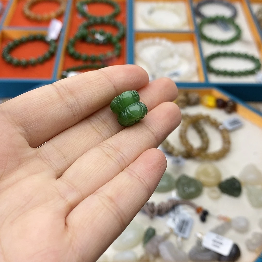 和田玉未镶嵌手链w21碧玉并蒂莲猫眼