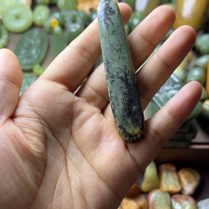 岫岩老玉（透闪石质玉）未镶嵌挂件