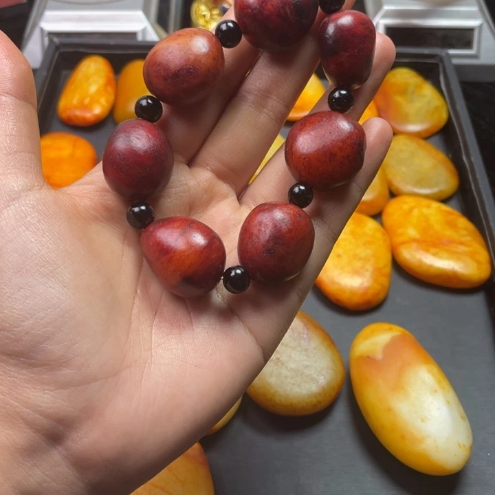 剑***哥和田玉未镶嵌颈饰