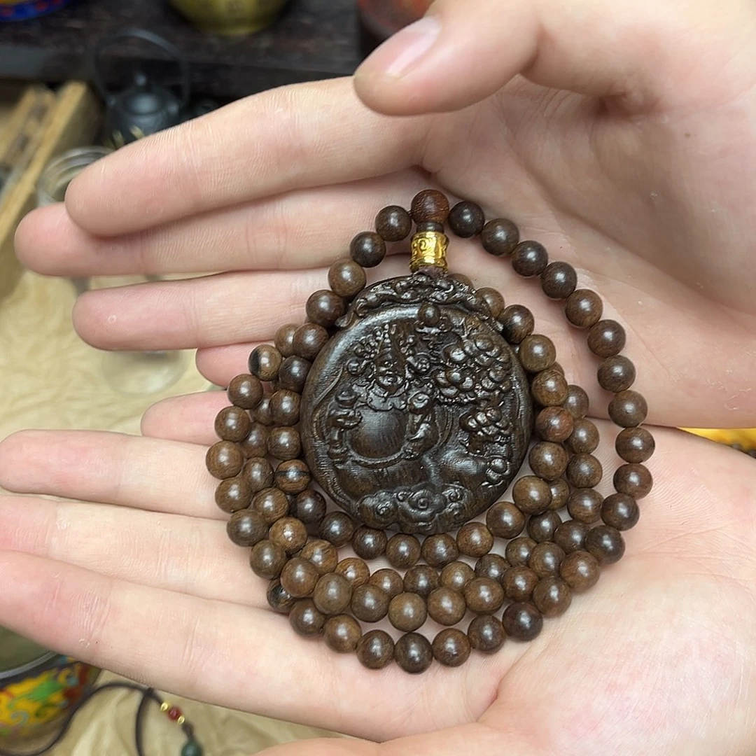 大叶紫檀（黑酸枝木类）