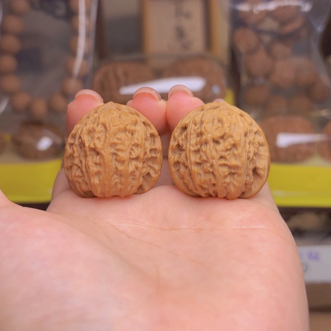 最***遍白狮子头三十二尺