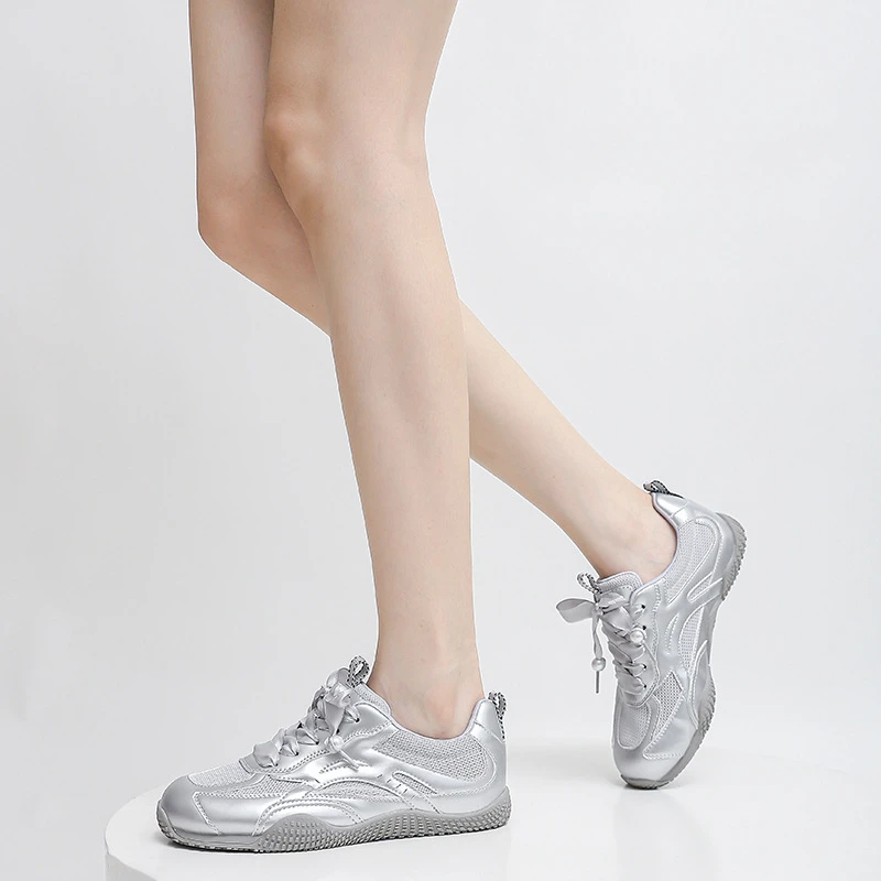 严选运动百搭德训鞋女华夫网面透气芭蕾银色轻便休闲温州女鞋批发