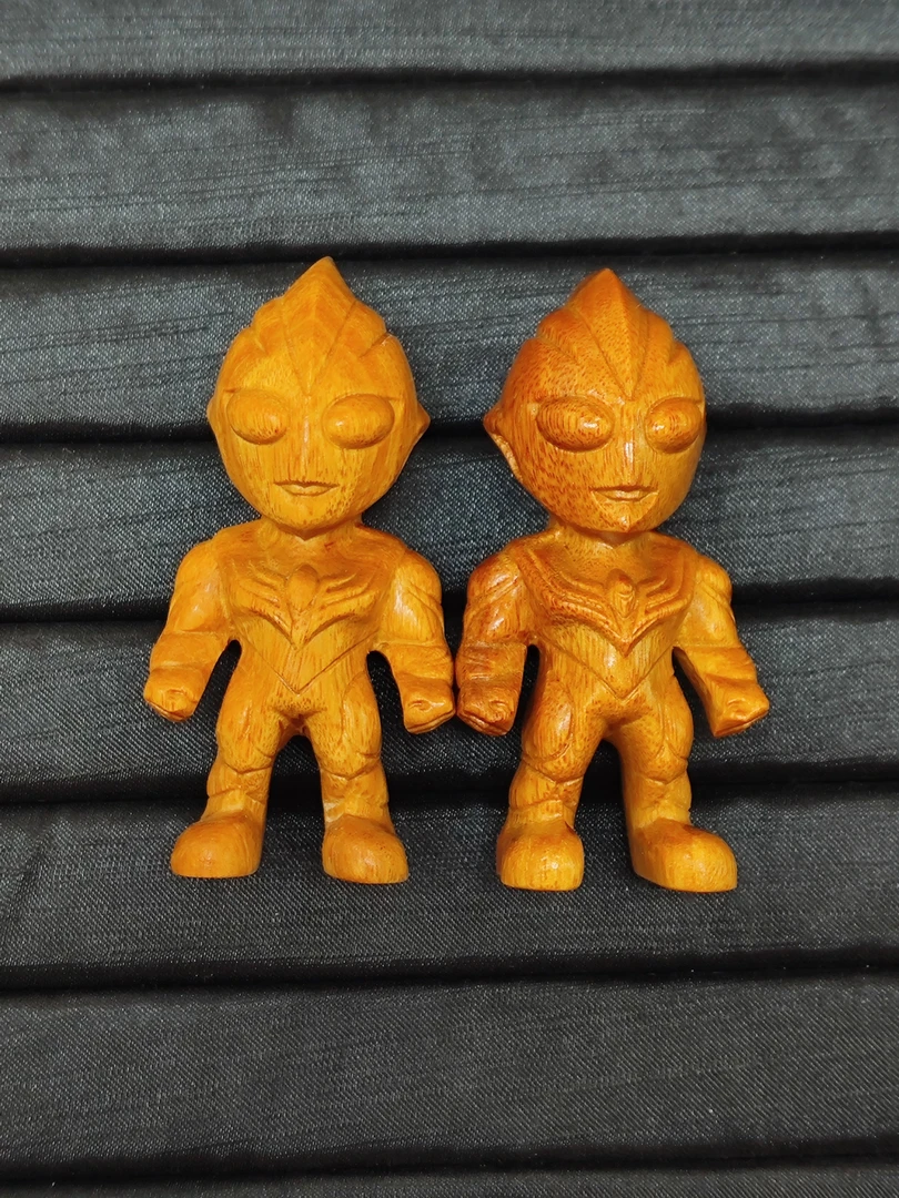 黄金檀奥特曼摆件（多样性一件发货）