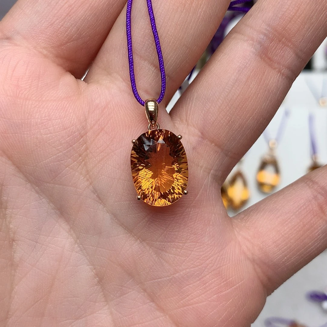 黄晶吊坠(赠链)18K金镶嵌