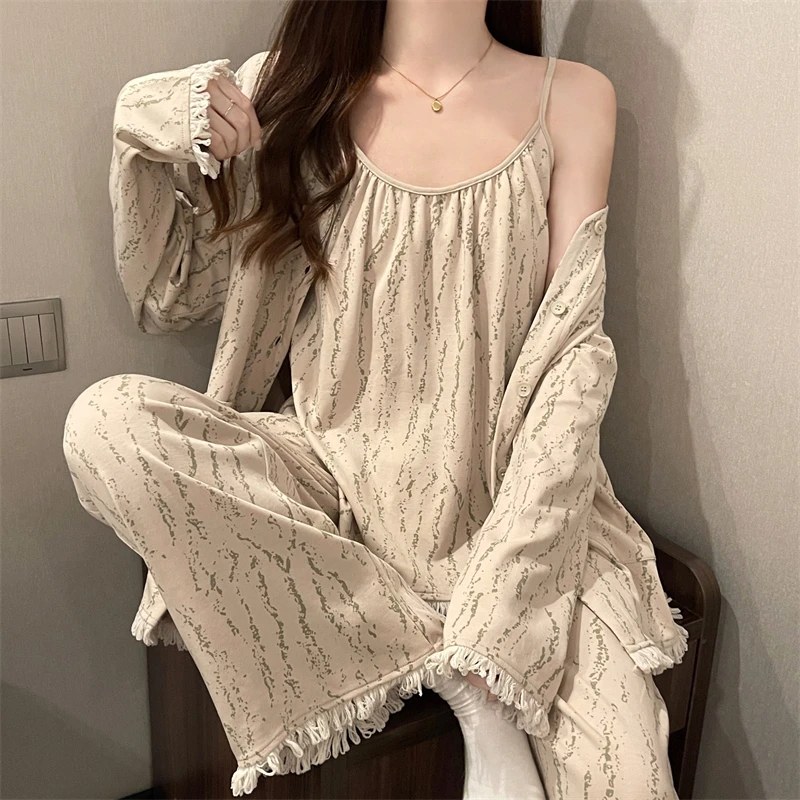 【初沁枫】三件套睡衣女春夏新款带胸垫花边吊带长袖韩版ins家居服