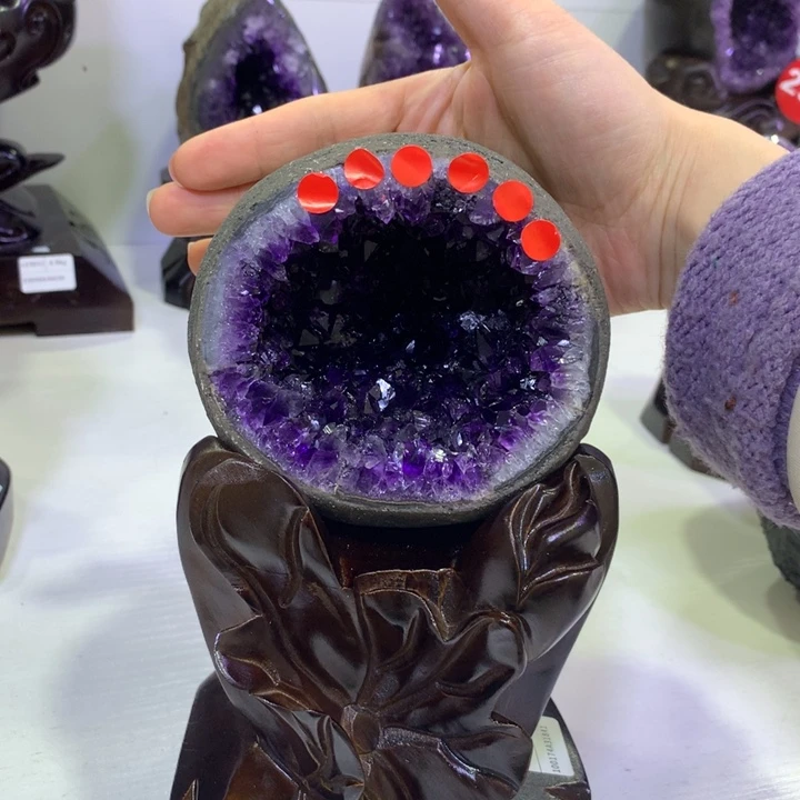 紫晶大型摆件（非配饰）未镶嵌这****）涵