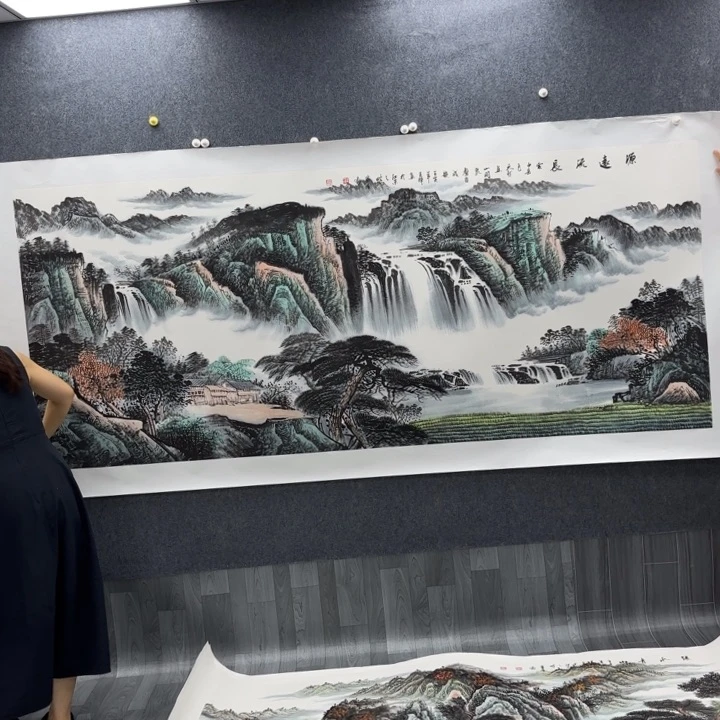 字画等多种形式的艺术作品