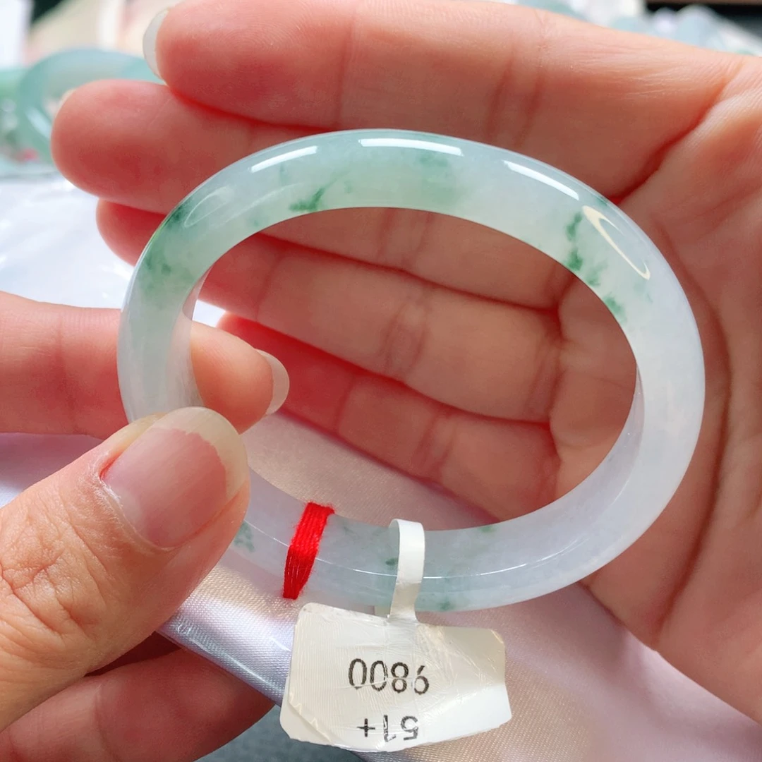 翡翠手镯未镶嵌51贵妃