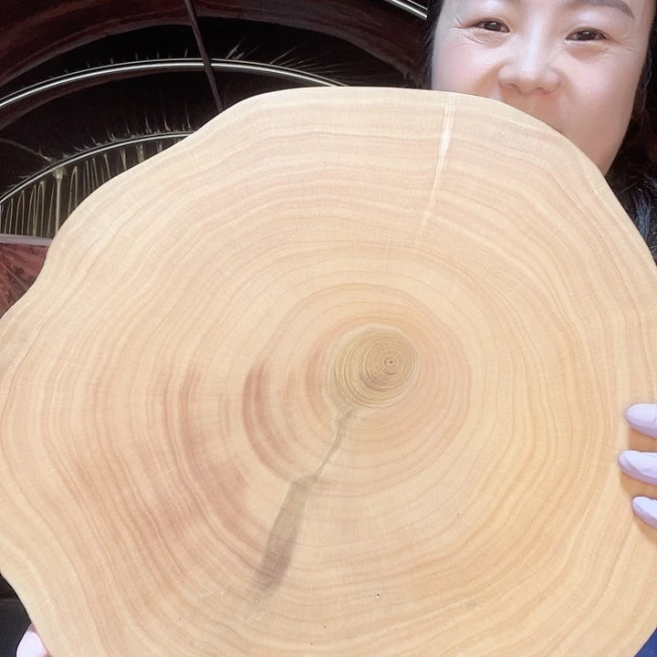 木银杏树原木整切菜板