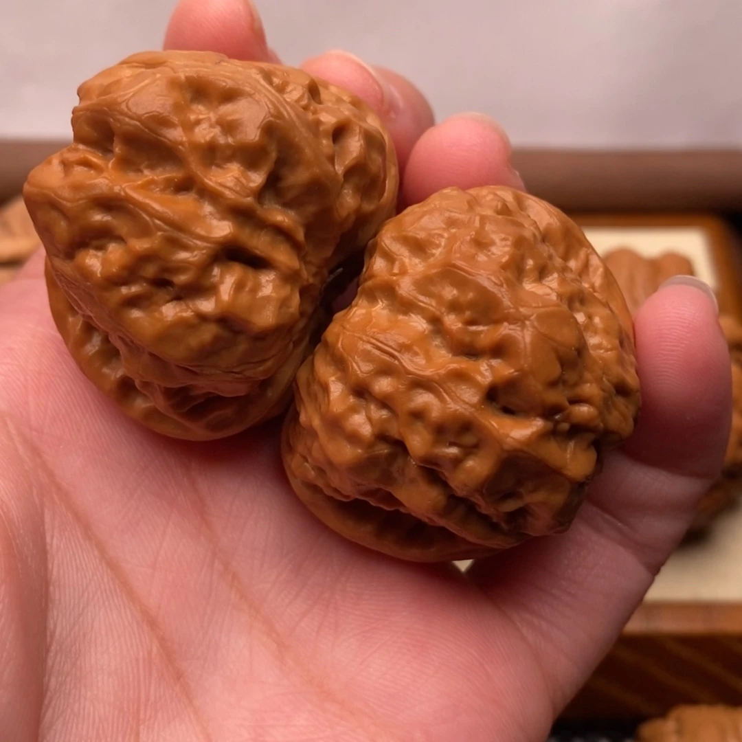 【闪购商品】把件文玩核桃边39左右