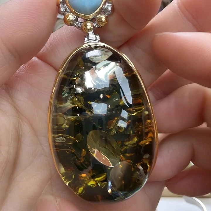 琥珀未镶嵌珠宝奇石