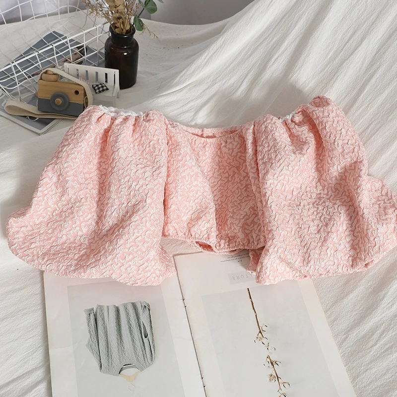 提花抹胸一字领罩衫辣妹性感露肩短款女装夏季新款灯笼袖显瘦上衣