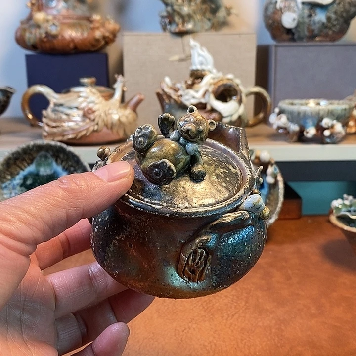 瓷片我们的确是一个很大的人