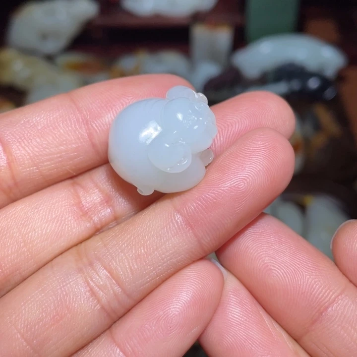 和田玉颈饰未镶嵌?****儿