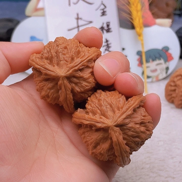 吊坠文玩核桃小****）三棱