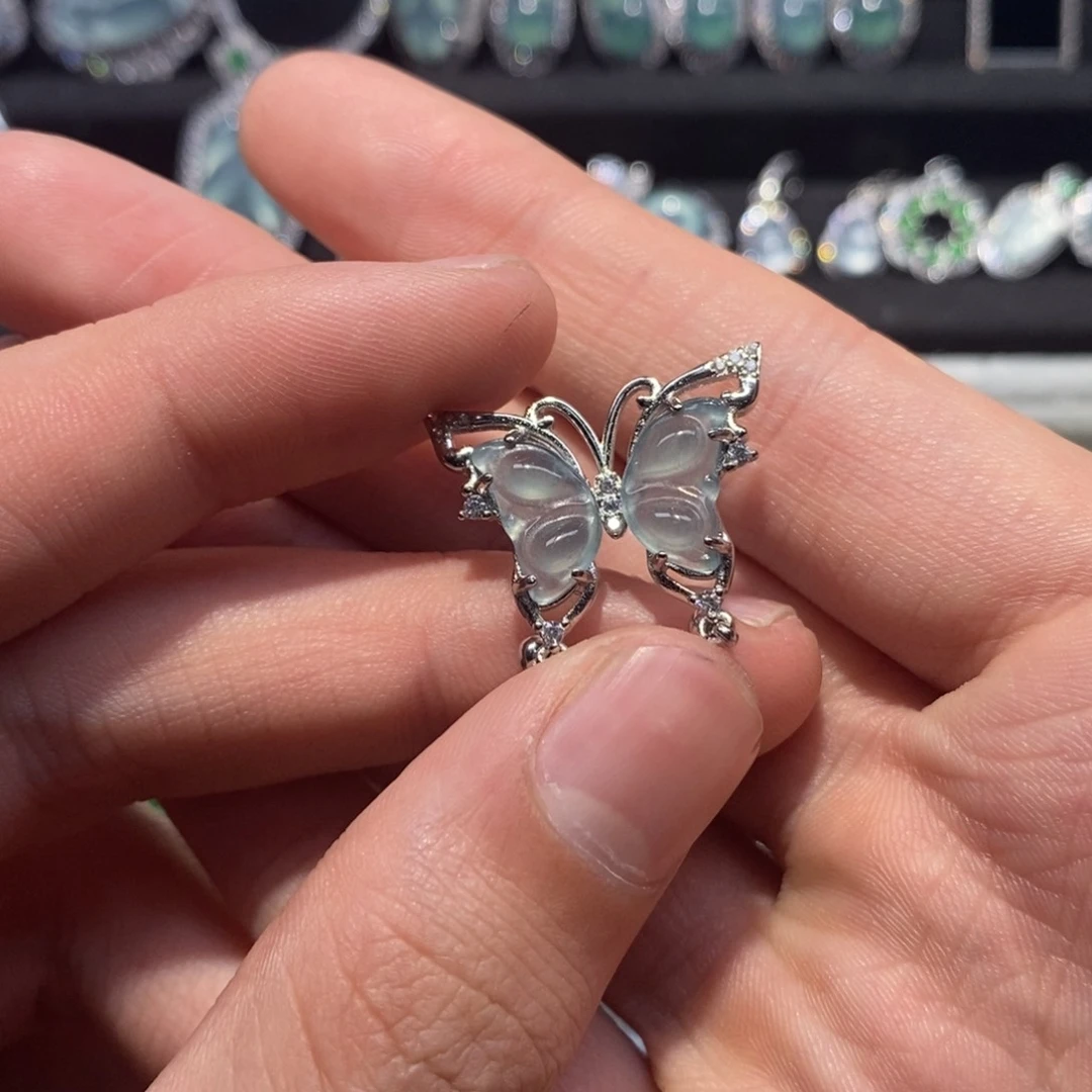 翡翠项链未镶嵌翡翠