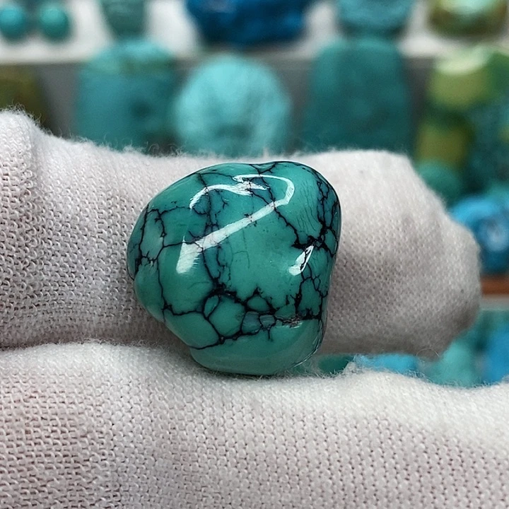 未镶嵌绿松石天然原矿 带武汉地大证书