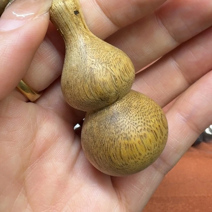 沉香吊坠馨安居沉香定制款