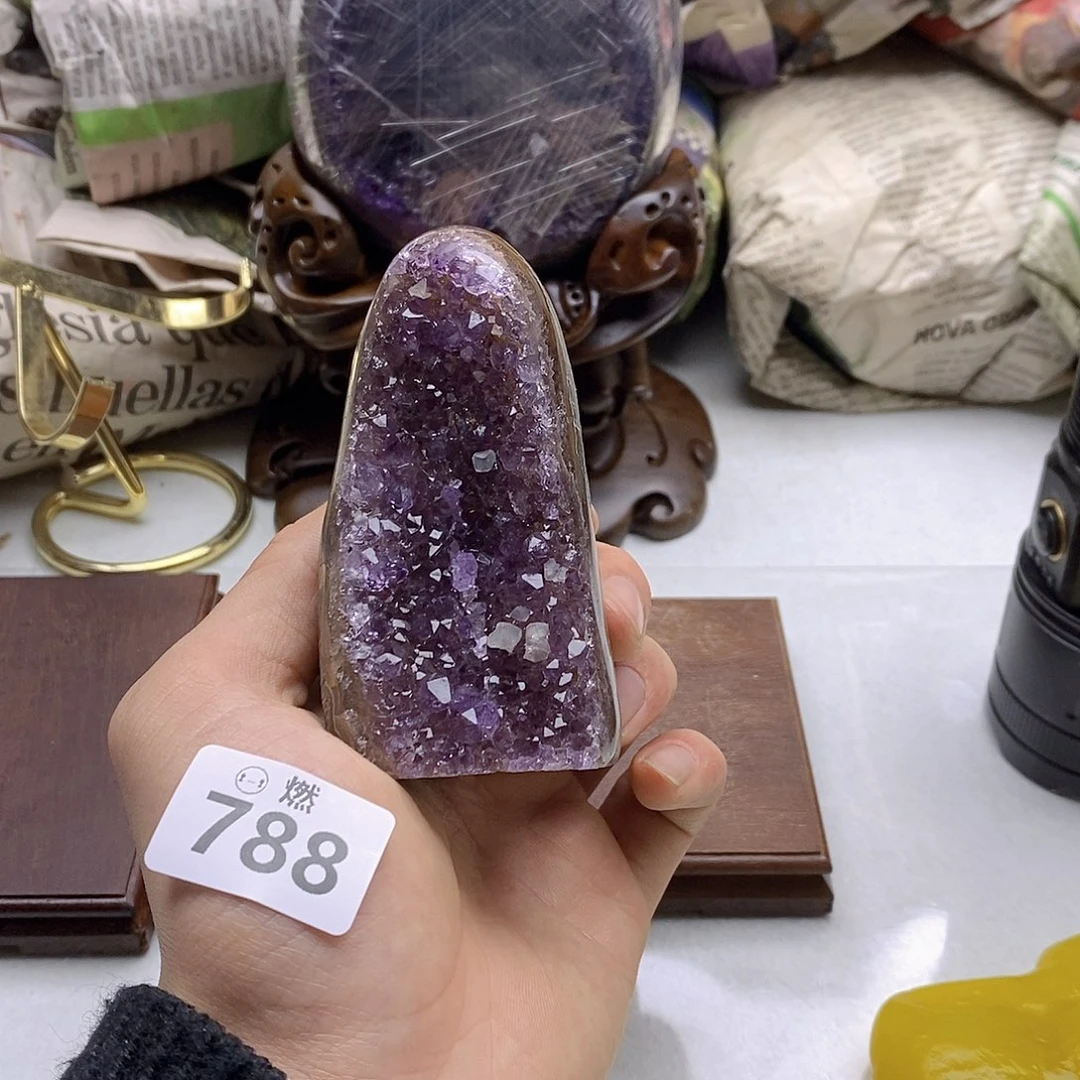 紫晶大型摆件（非配饰）未镶嵌