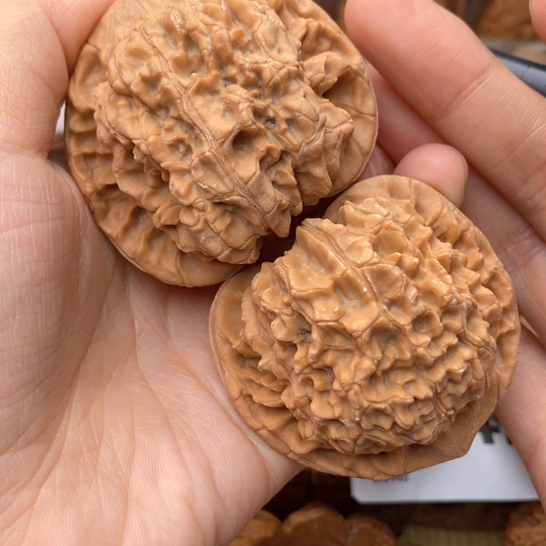 文玩核桃把件535号50.5全帽