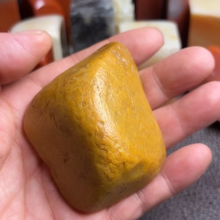 老挝石精美老挝田黄