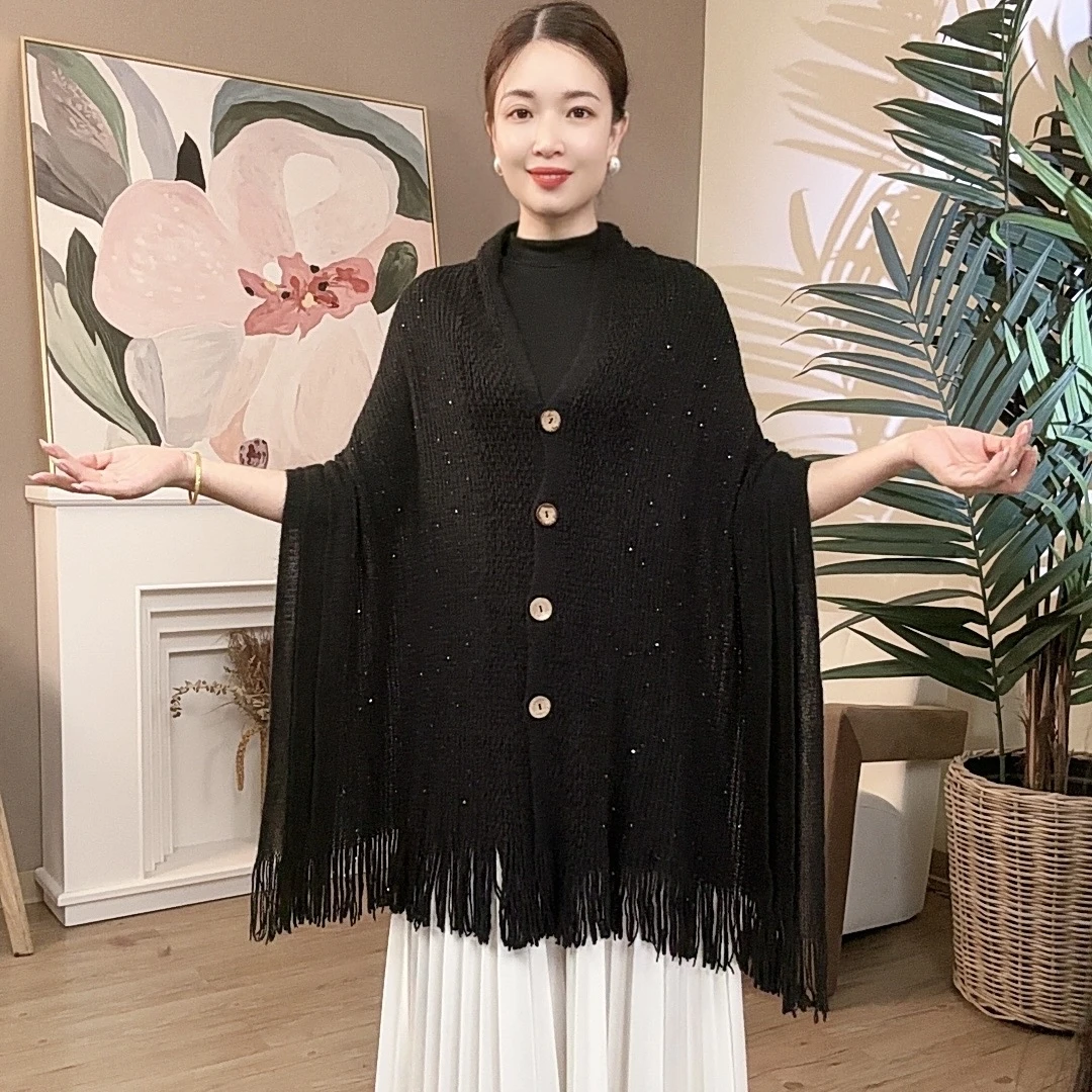 予凡【星河纽扣披肩】女士百搭时尚纽扣流苏披肩