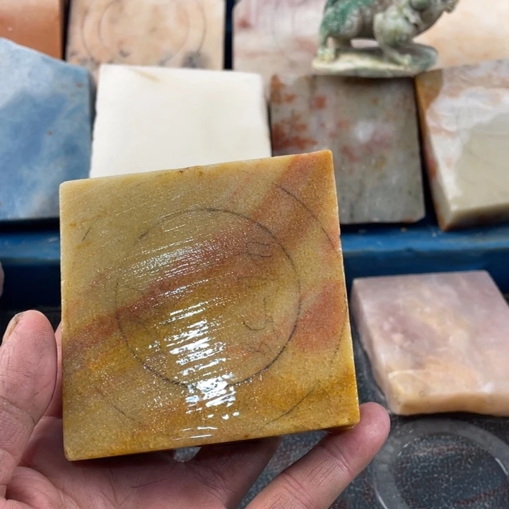 长***·石英质玉未镶嵌定制福利