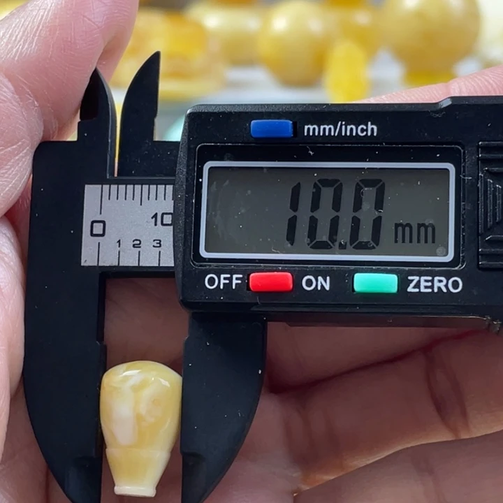 【闪购商品】琥珀裸石未镶嵌2号杂