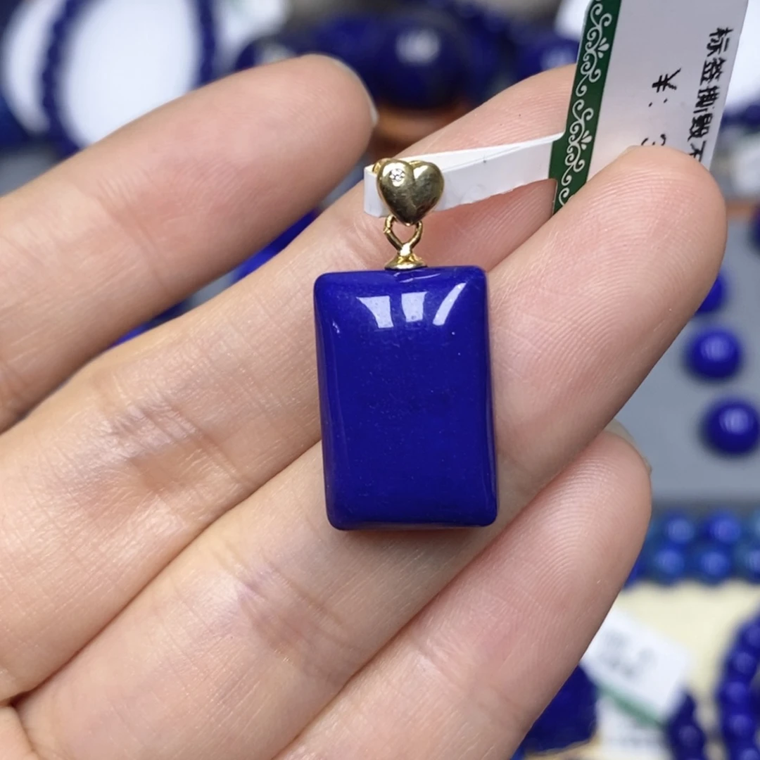 青金石未镶嵌颈饰