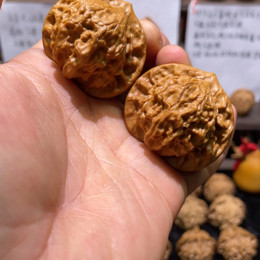 文玩核桃吊坠42大耳朵图图