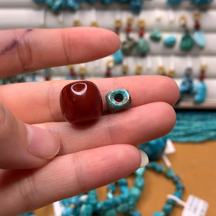 玛瑙/玉髓原矿未镶嵌以***。