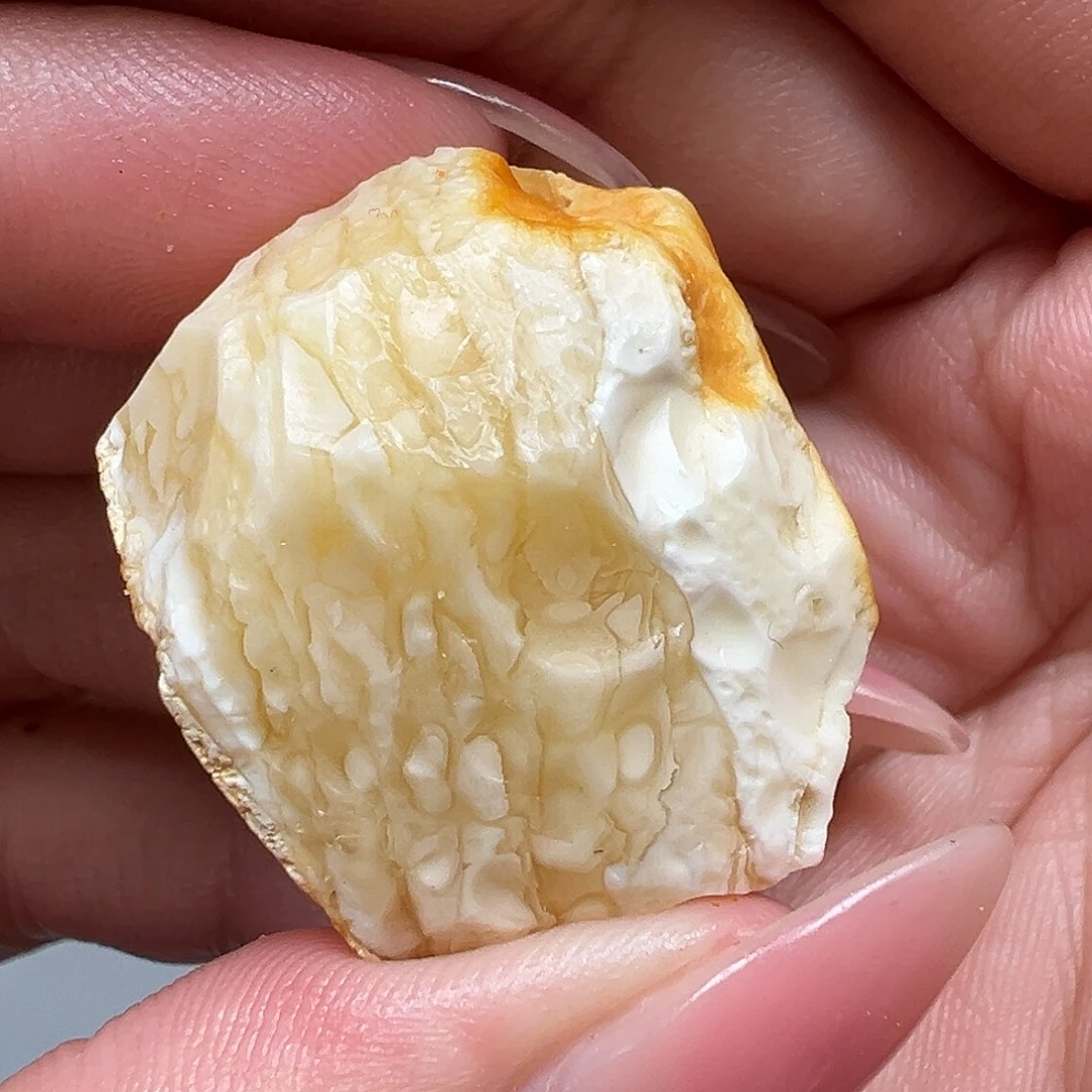 定制琥珀未镶嵌蜜蜡
