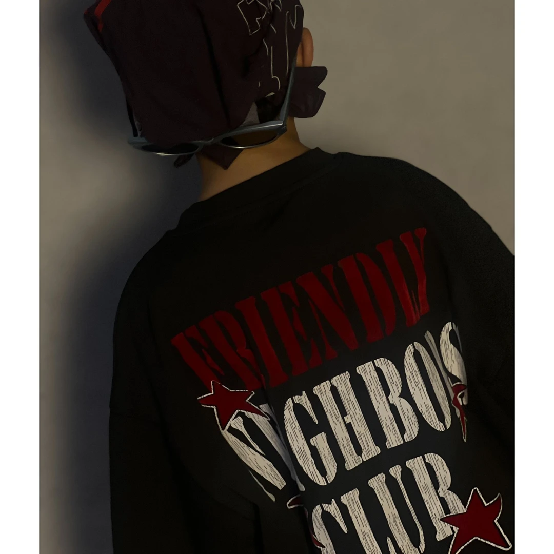 黑色红印花百搭半袖