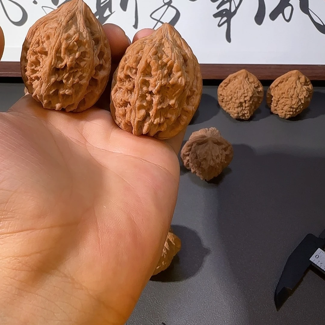 三***金桃核吊坠核桃核桃的
