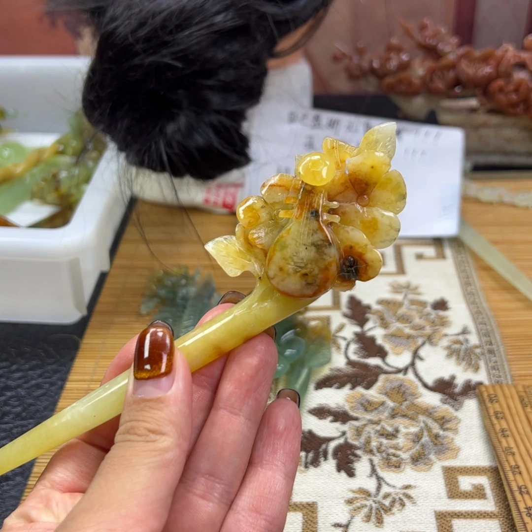 蛇纹石玉未镶嵌发簪