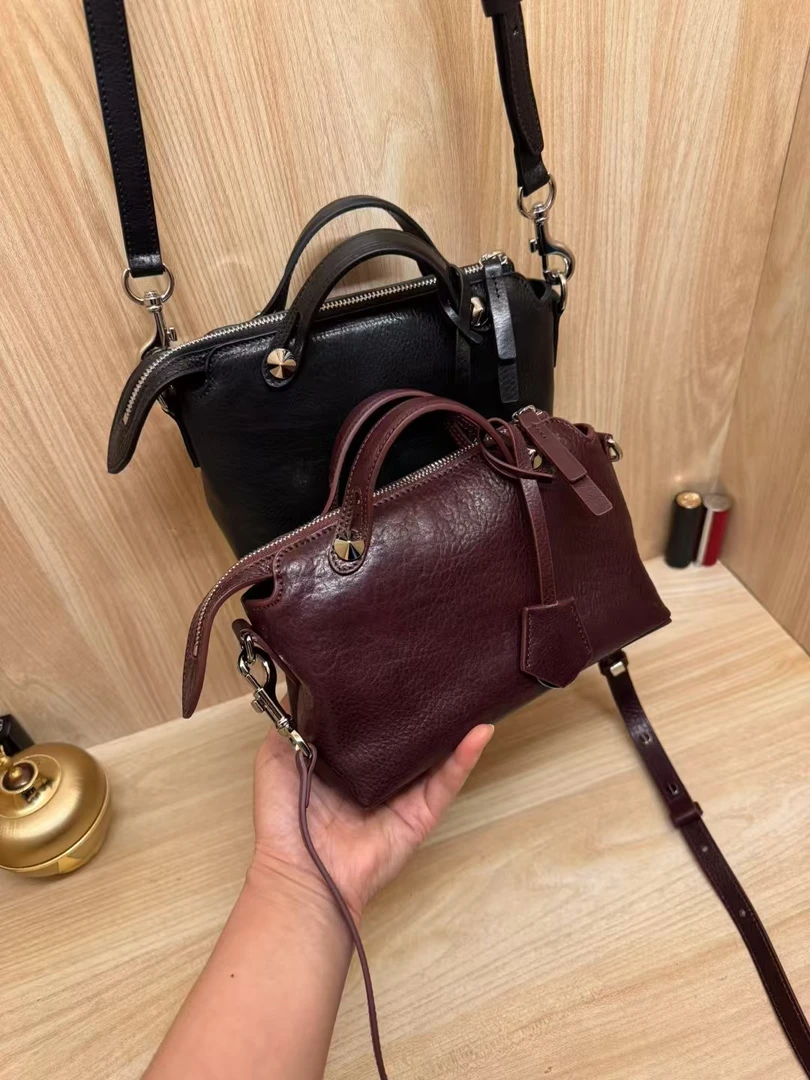 女包头层植鞣皮俏皮枕头包