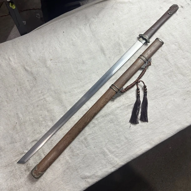 2503龙泉昊天宝剑花纹钢鸡翅木经典唐横刀未开刃