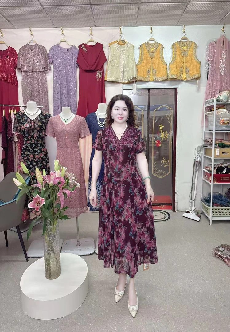 2025年夏季新款南韩丝减龄时尚通勤高贵气质优雅修身中长裙连衣裙