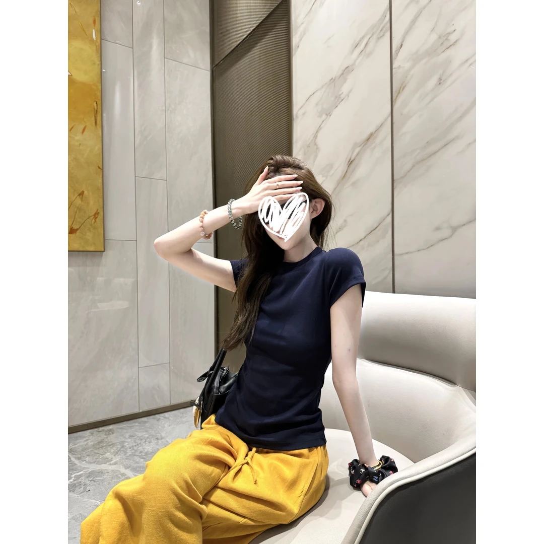 2025夏季新款短袖正肩纯色t恤上衣显瘦宽松休闲裤套装洋气衣服女