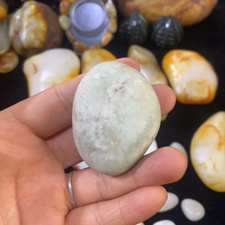 和田玉（糖玉）未镶嵌挂件