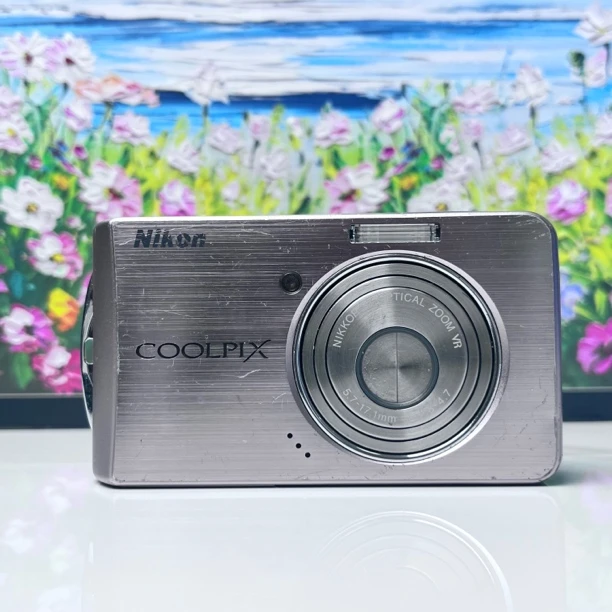 9新 Nikon/尼康 s520 800w像素3倍变焦 配件齐No退换