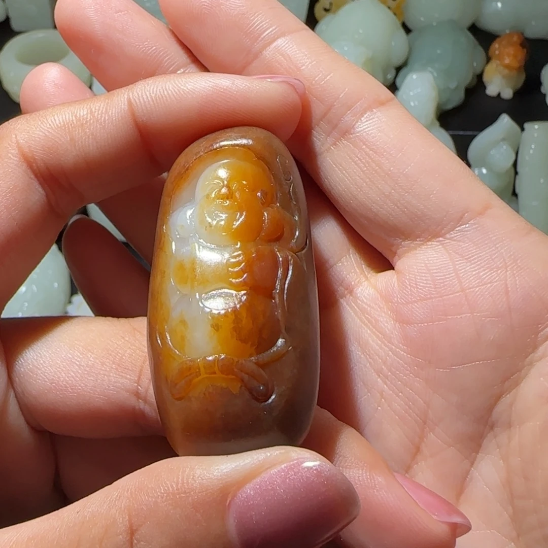 用***2和田玉未镶嵌颈饰