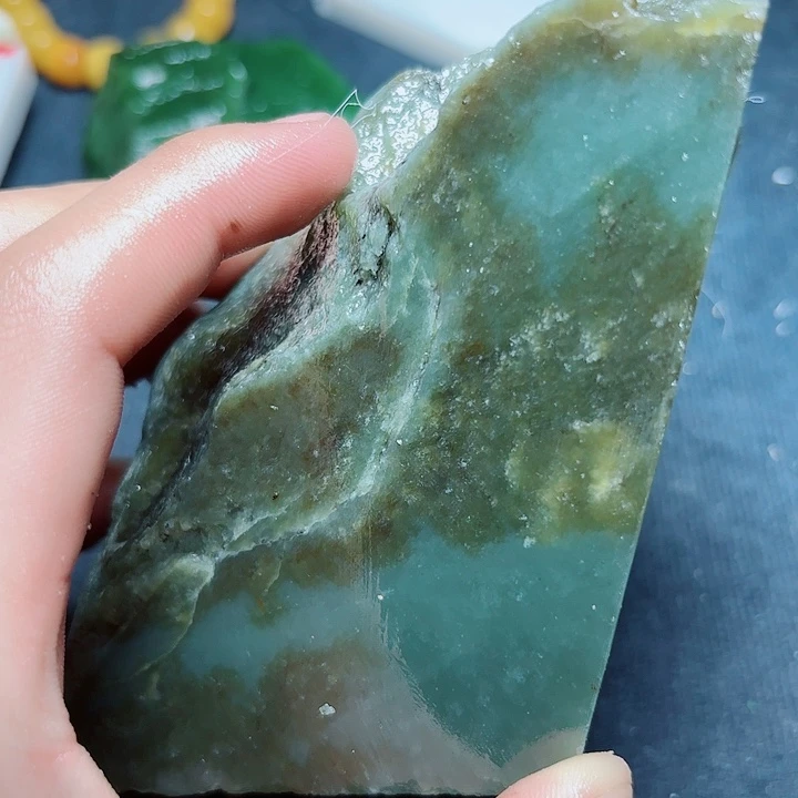 未镶嵌和田玉（糖玉）珠宝奇石