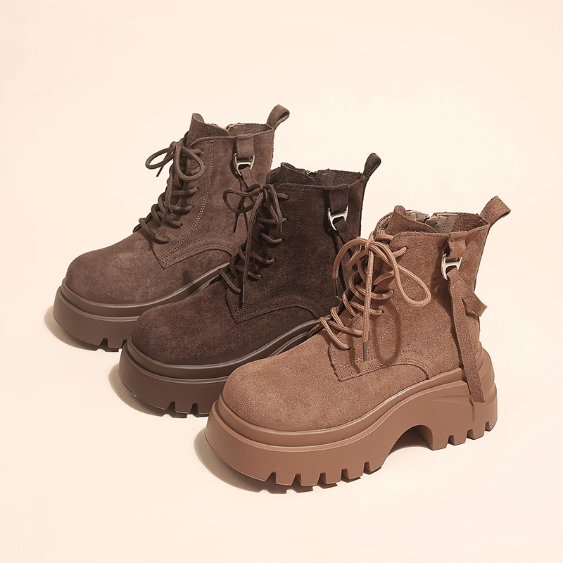 时尚复古纯色系带厚底时装靴女2025秋冬季新款短靴马丁靴百搭靴子