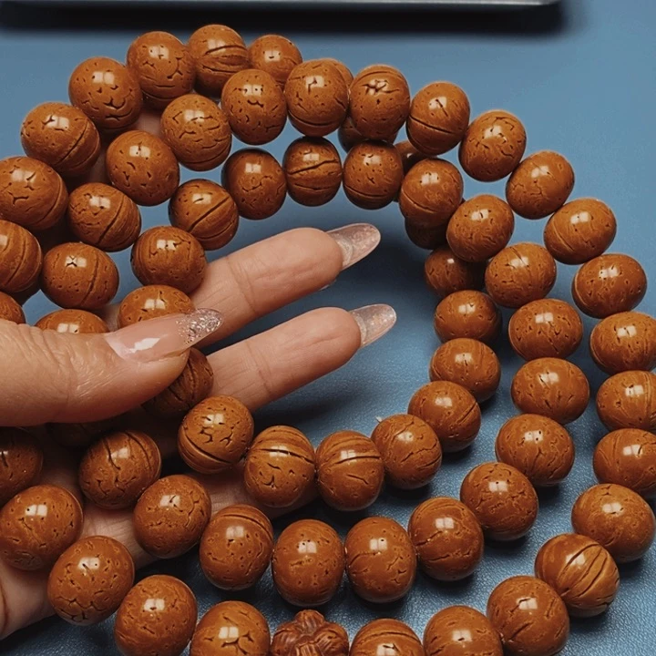 桃核脖挂苹果17花皮色差66颗