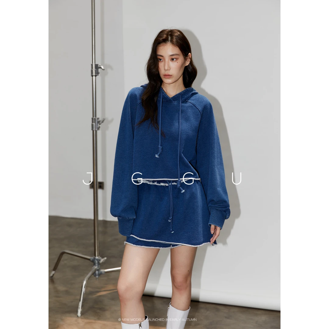 晶咕黑标慵懒风宽松连帽设计上衣重工水运动卫衣系列JG12230059