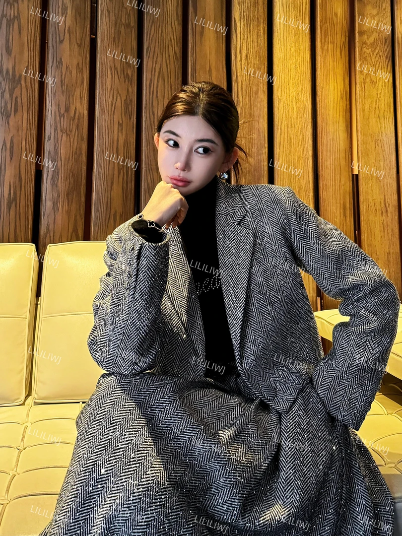 【婉君】秋冬气质小香风时尚闪闪短款外套LWJ24D4C2584