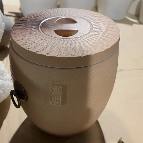 微瑕，口径13，高15中号